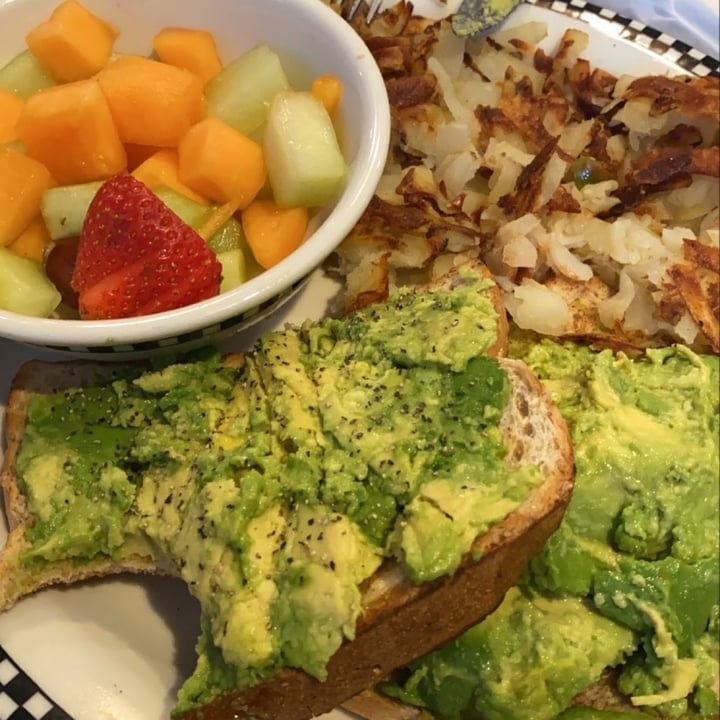 review photo of Draper Black Bear Diner Avocado Toast shared by @xbriannax on 26 Jul 2021 - review