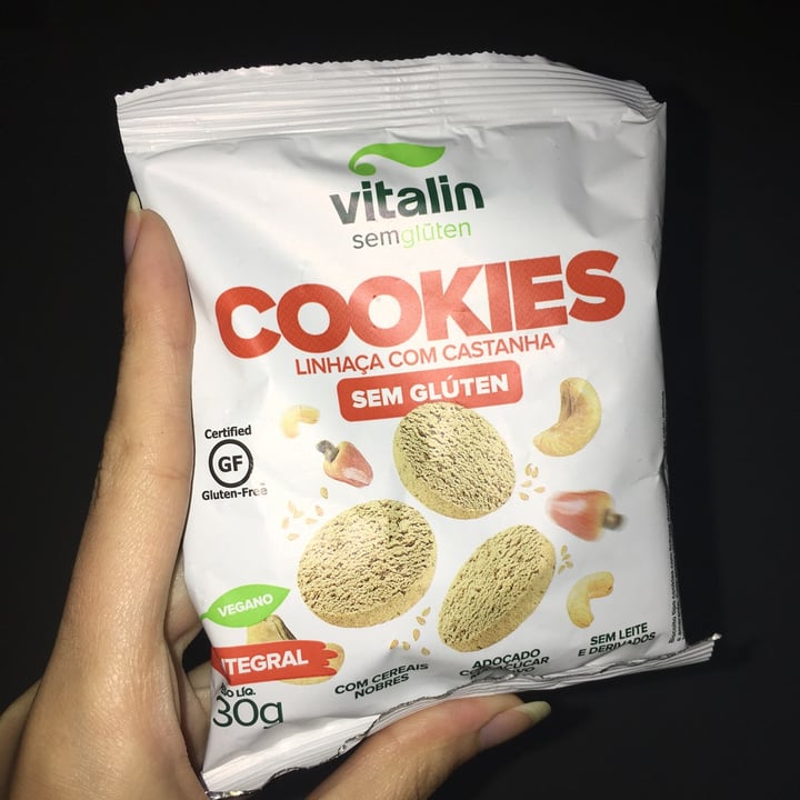 photo of Vitalin Cookies - Linhaça com castanha shared by @poramormari on  16 Apr 2022 - review