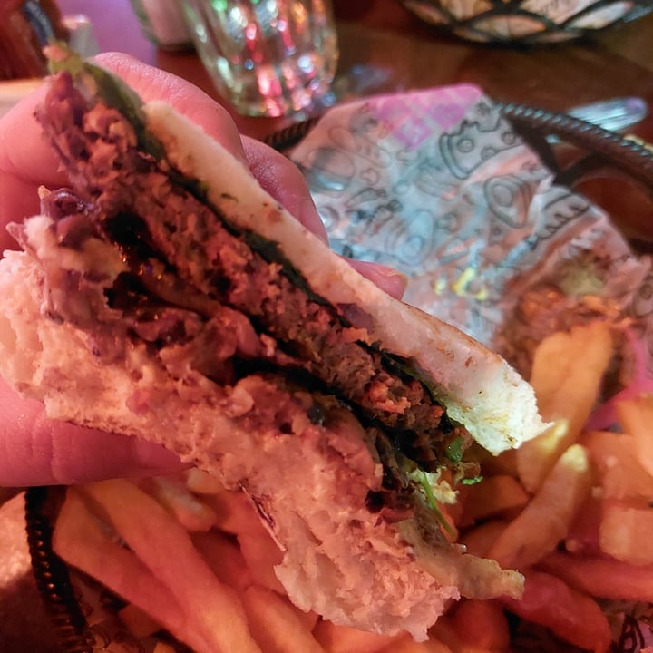 review photo of Lado V Milipili shared by @sereslibres on 24 Jun 2022 - review