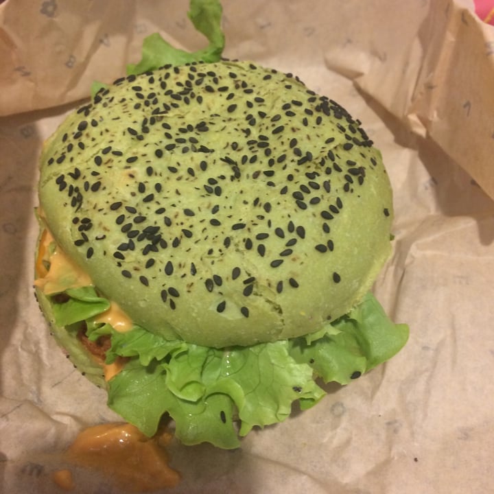 photo of Flower Burger Roma Jungle burger shared by @coloratantonella on  22 Apr 2021 - review