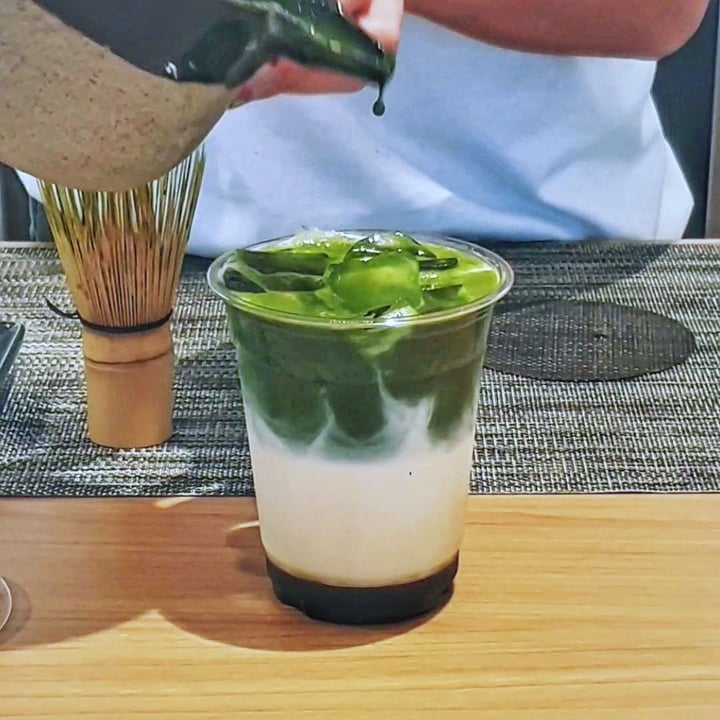 photo of Hvala CHIJMES Matcha Hojicha Latte shared by @sabnspice on  21 Jan 2020 - review