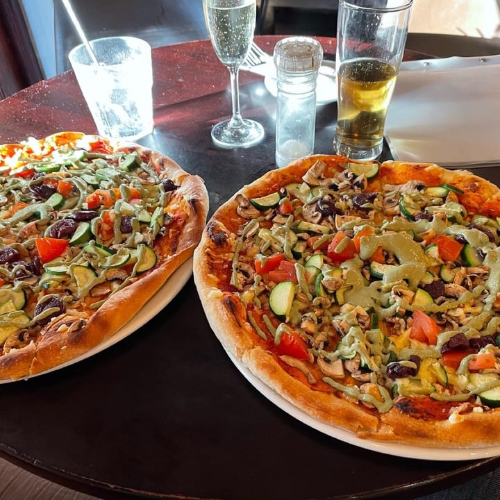 photo of Java Cafe/Bistro Stellenbosch Vegan Pizza shared by @eugenevdw89 on  13 Jul 2022 - review