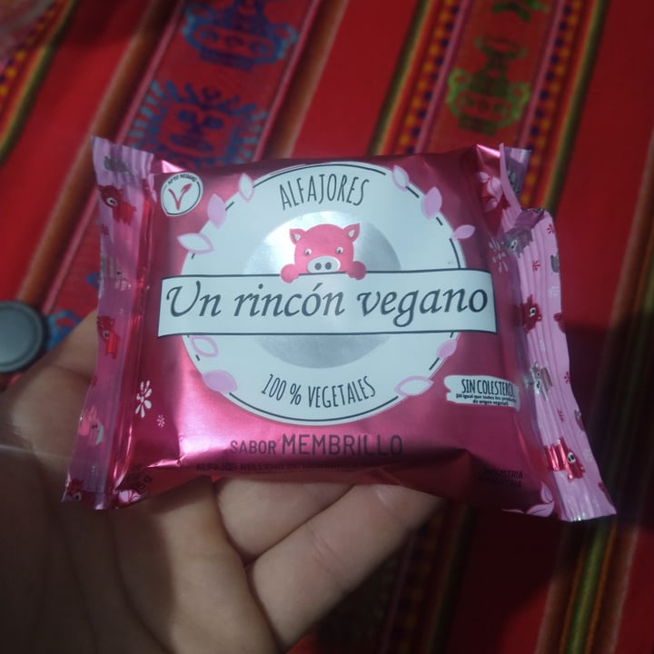 photo of Un Rincón Vegano Alfajor de Membrillo shared by @pablonico on  13 Oct 2021 - review
