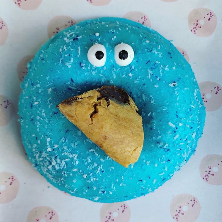 photo of Nútie Wholefoods and Hole Foods Cookie Man doughnut shared by @veganfoodinsydney on  19 Nov 2020 - review