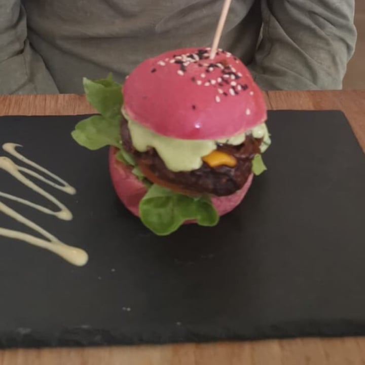 photo of Scheckter's RAW Gourmet Raw burger shared by @mimi2308 on  28 Sep 2020 - review
