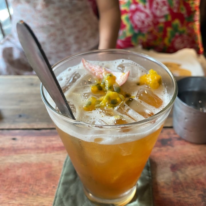 photo of Cộng Cafe Passion fruit peach tea shared by @tiny-traveller on  28 Jul 2020 - review
