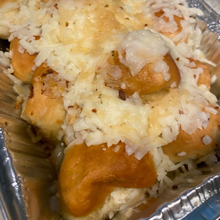 review photo of Big Kahuna's Pizza Vegan Cheese Balls shared by @lauraagarrison on 20 Aug 2020 - review