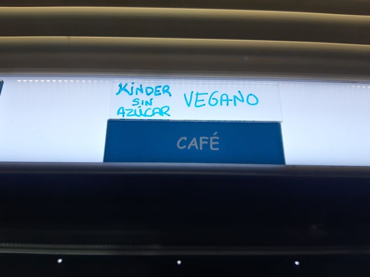 photo of Heladería Mont Blanc Helado de Kinder vegano y sin azúcar shared by @saultobelem on  09 Sep 2019 - review