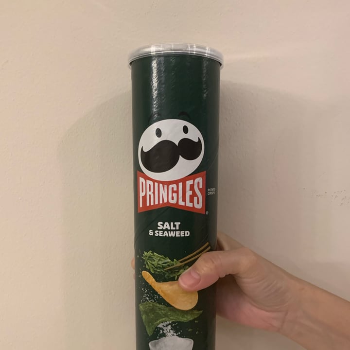 photo of Pringles Salt & Seaweed shared by @keziaaa on  30 Jan 2022 - review