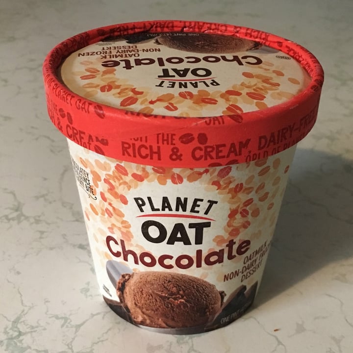 review photo of Planet Oat Chocolate Non-Dairy Ice Cream shared by @plantasticvegan on 02 Jan 2021 - review