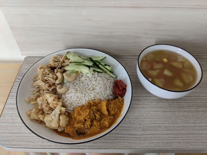 photo of Simple Lifestyle Healthy Vegetarian Cafe Vegan Nasi Lemak shared by @hongy on  19 Feb 2020 - review