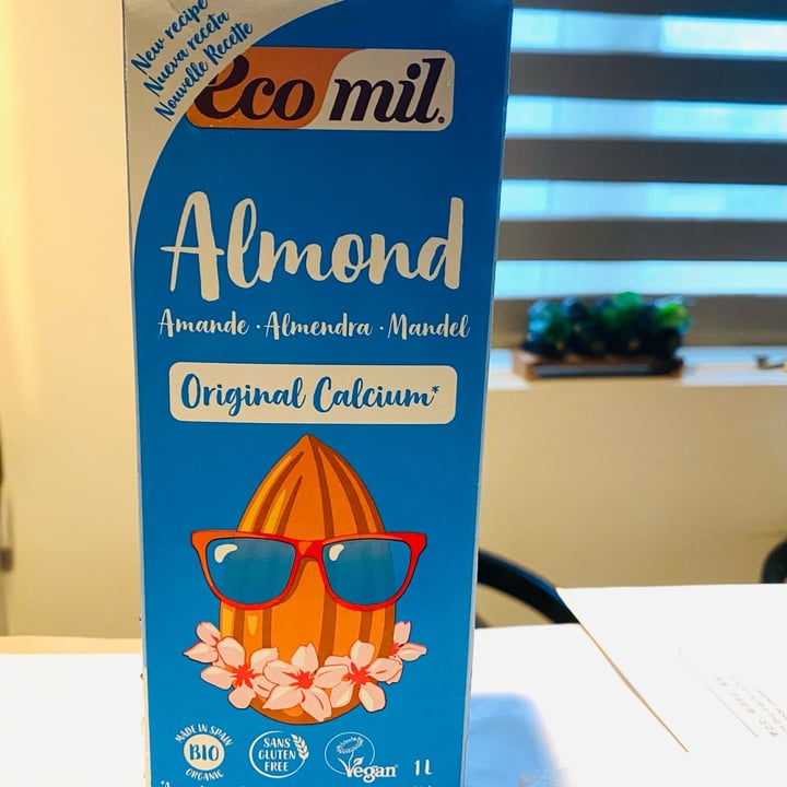 photo of Ecomilk Almond Milk shared by @lynnyap8888 on  04 May 2022 - review