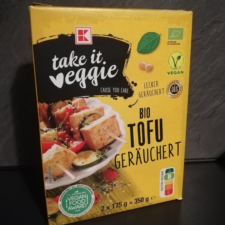 photo of Kaufland Take it Veggie Bio Tofu Geräuchert shared by @monstera on  02 Feb 2021 - review