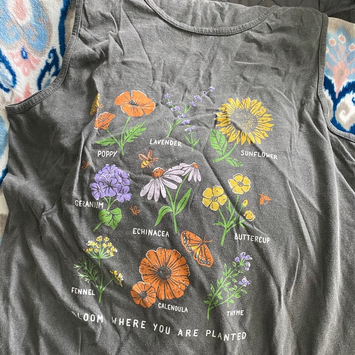 photo of Wholesome Culture Tank top shared by @oznur on  27 Apr 2021 - review