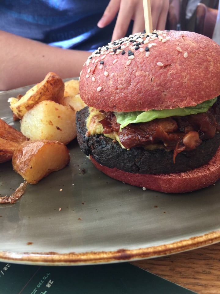 photo of Meshek Barzilay Burger shared by @yasminbee on  24 Jul 2019 - review
