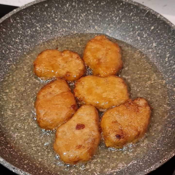 photo of Taste the Alternative Meat Free Nuggets shared by @puipeegs on  05 Aug 2021 - review