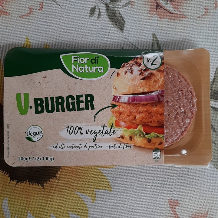 photo of Fior di Natura V-Burger shared by @chiaaraferraro on  25 Sep 2022 - review