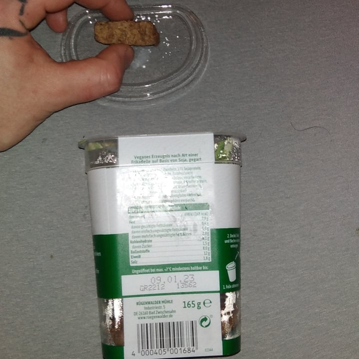 review photo of Rügenwalder Mühle Vegane Mühlen Frikadellen (Minis) shared by @sirxvx on 19 Dec 2022 - review