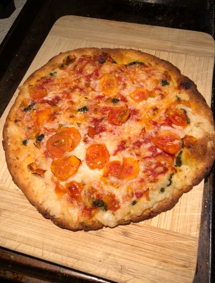 photo of Farm Boy Vegan Gluten Free Margherita Pizza shared by @tarsbo on  10 Jan 2020 - review
