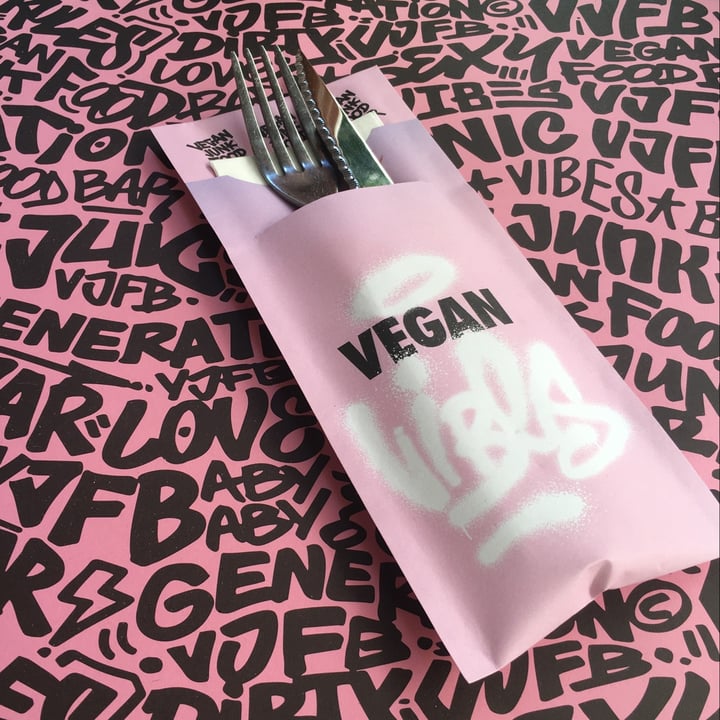 photo of Vegan Junk Food Bar VJFB Sumo Platter shared by @imogen on  13 Jul 2022 - review