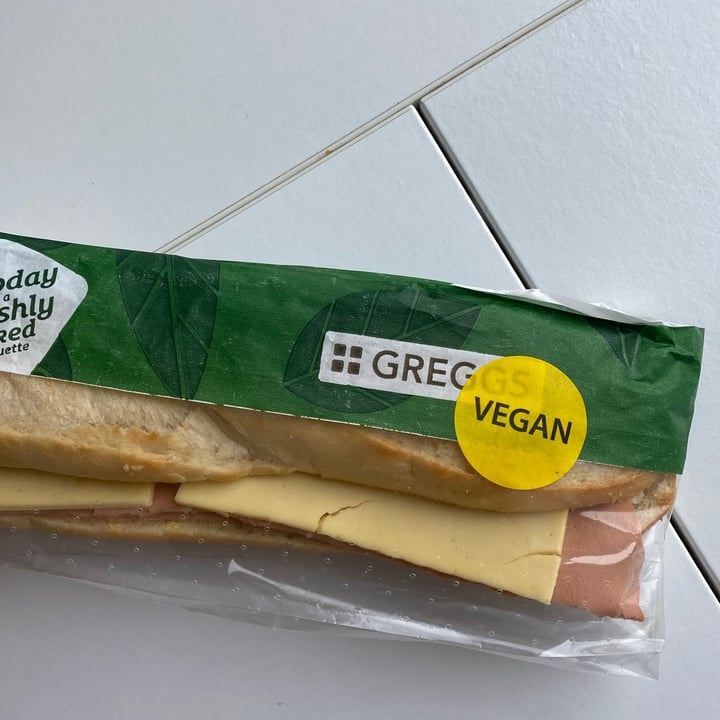 photo of Greggs Vegan Ham and Cheeze Baguette shared by @devon0 on  02 Sep 2021 - review