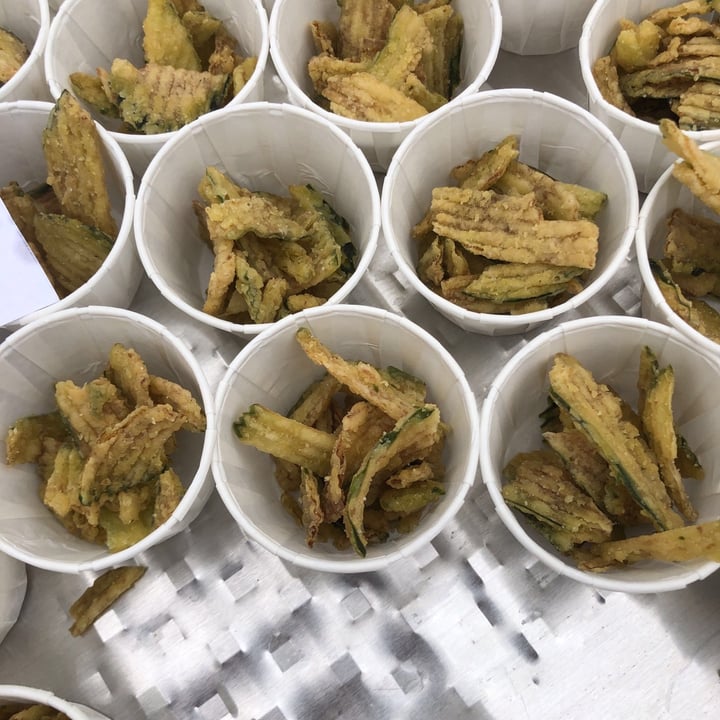 photo of Crispy Dillies Crispy Dilies - Pickle Flavored Fried Cucumbers shared by @celestem488 on  15 May 2021 - review