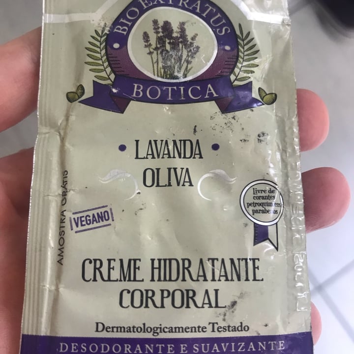 review photo of hidratante corporal Bioestratus shared by @trankerviviane on 14 May 2022 - review