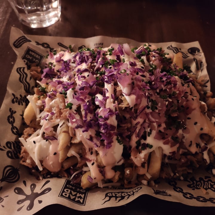 photo of Mad Mad Vegan Supreme Yaya Fries shared by @signormusetto on  13 May 2022 - review
