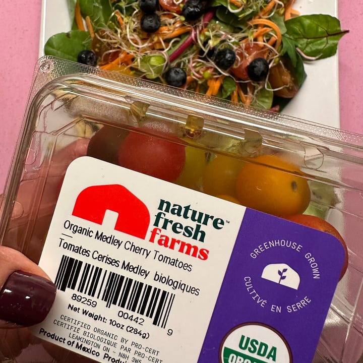 Nature Fresh Farms Organic Medley Cherry Tomatoes Review | abillion