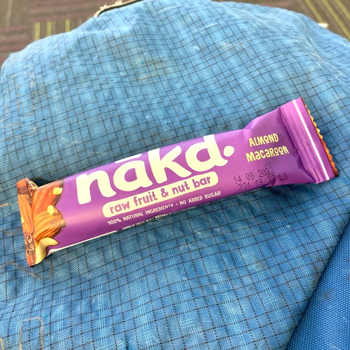 photo of Nākd. Almond Macaroon shared by @vegpledge on  19 Oct 2022 - review