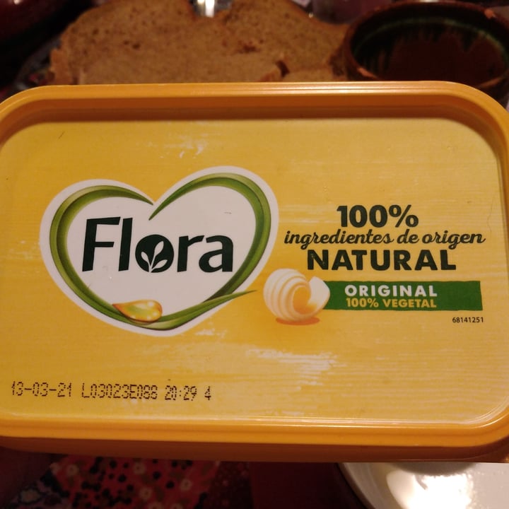 photo of Flora Flora Margarina Vegetal Original shared by @uttamjiwan on  13 Dec 2020 - review