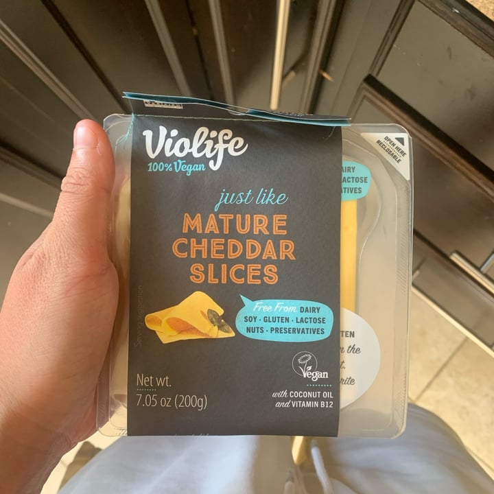 photo of Violife Cheddar Slices shared by @gingeronearth on  20 Aug 2022 - review