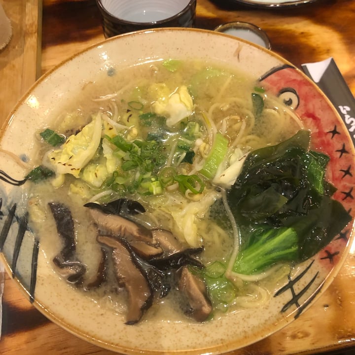 photo of Yoshi Ramen Napoli Vegan Ramen shared by @serrydl on  12 May 2022 - review