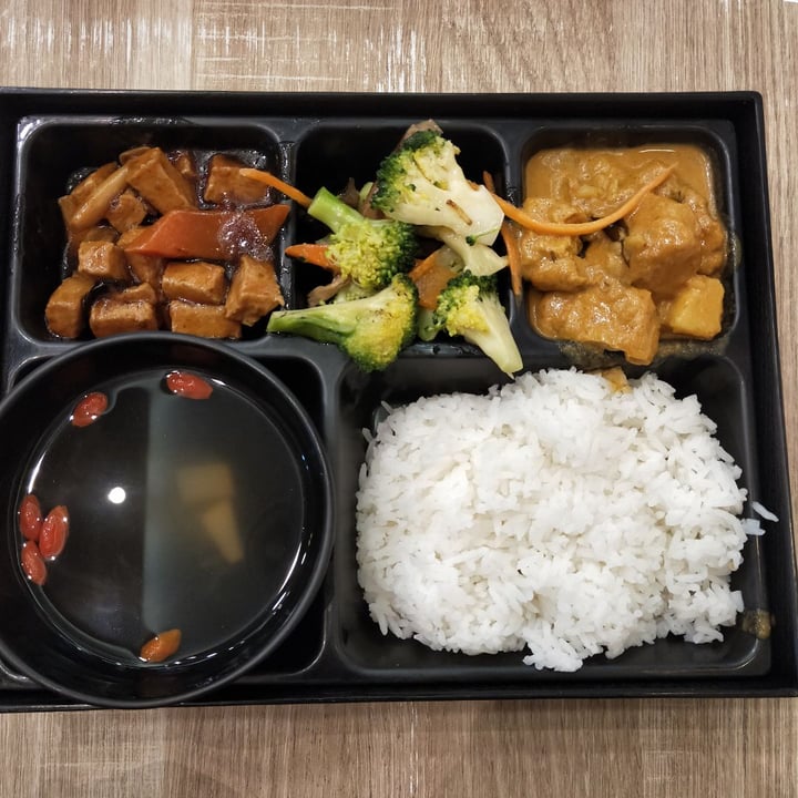 photo of GreenDot Westgate Bento Set shared by @rinnnnnnnnie on  29 Dec 2019 - review