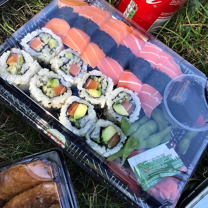photo of Crazy Vegan Sushi Vegan Deluxe Box shared by @mollyjane on  30 Sep 2021 - review