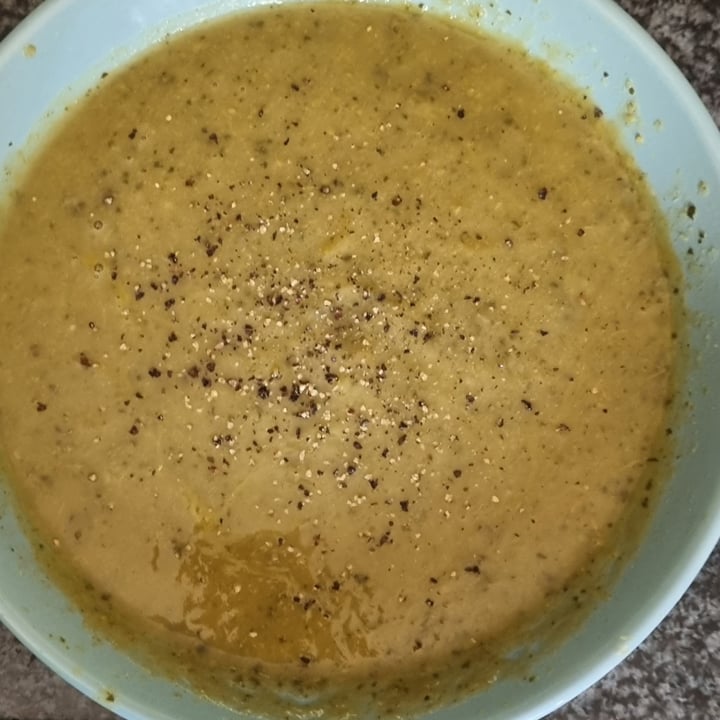 photo of Woolworths Food Broccoli, cauliflower and Kale soup shared by @sunshineyum on  12 Jan 2022 - review