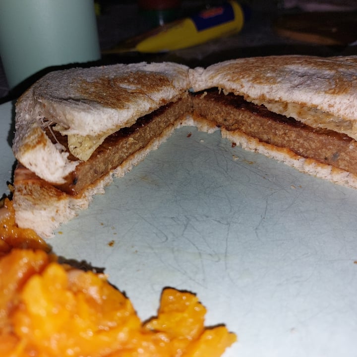 review photo of Fior di Natura burger alla soia shared by @mikimante on 27 Sep 2022 - review