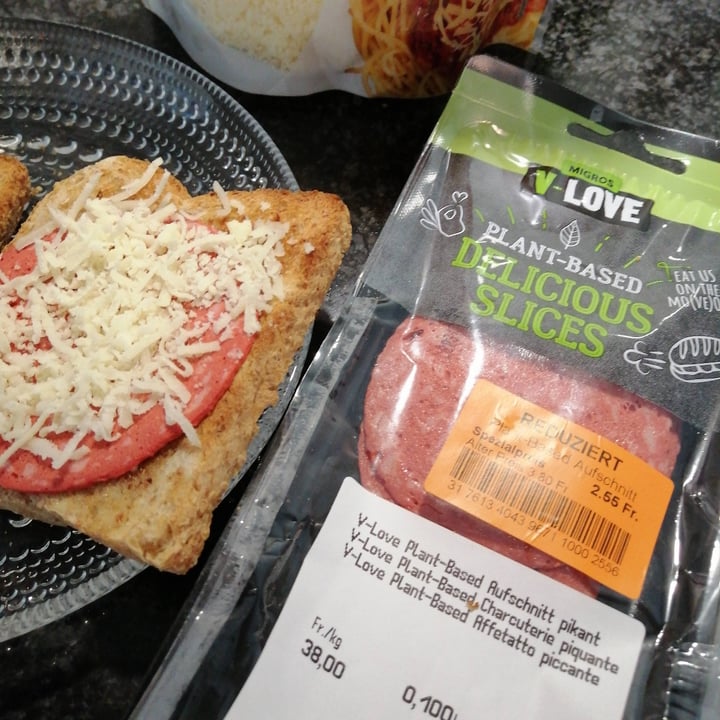 review photo of Migros V-Love Delicious slices shared by @hmcloud on 07 Dec 2020 - review