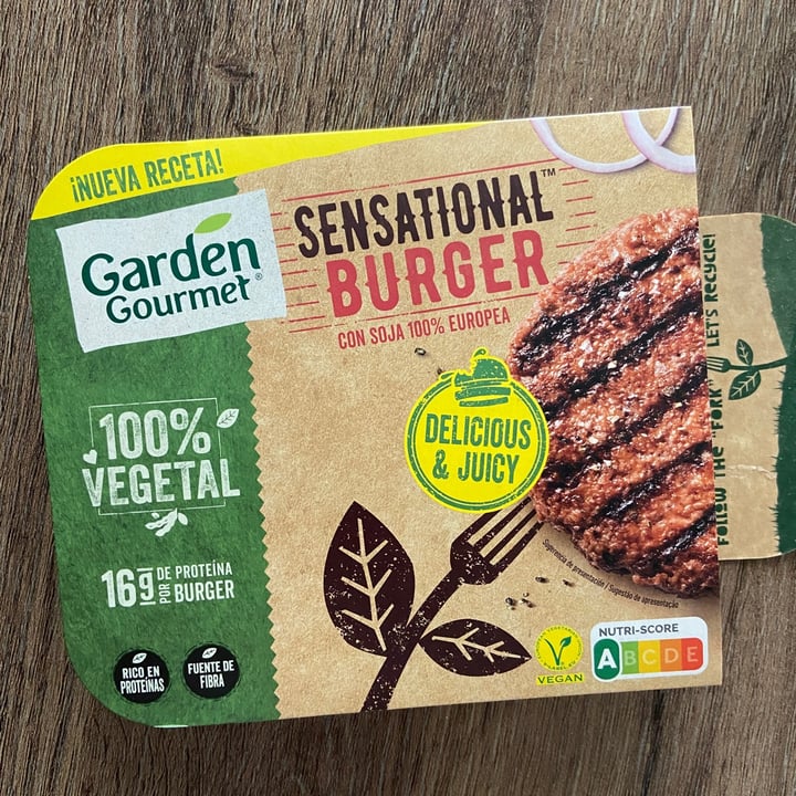 photo of Garden Gourmet Sensational Burger shared by @vegainz12 on  11 May 2022 - review