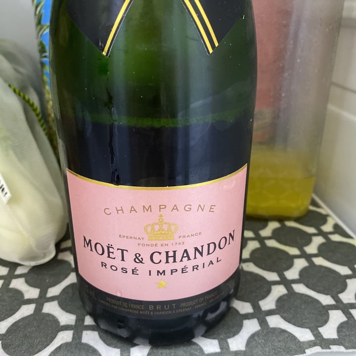 photo of Möet & chandon Rose Imperial Champagne shared by @veganmika on  30 May 2021 - review