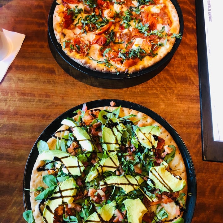 photo of Crave American Kitchen & Sushi Bar Vegan Margherita Flatbread shared by @lonica on  24 Mar 2021 - review