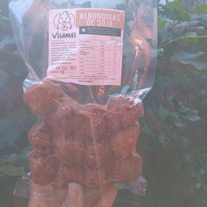 photo of Veganuel Albondigas De Soja shared by @fatimafit on  30 Jul 2021 - review