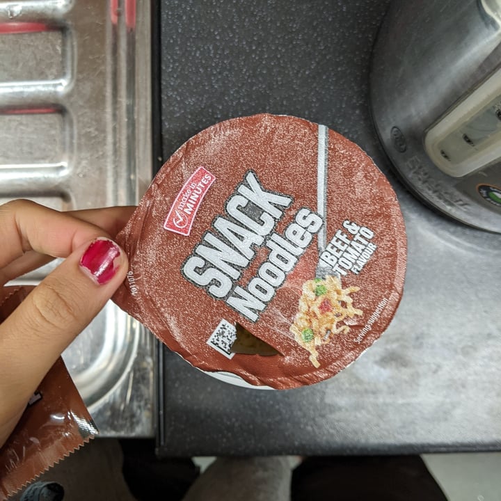 ALDI Beef & Tomato Flavour Snack Noodles Review abillion