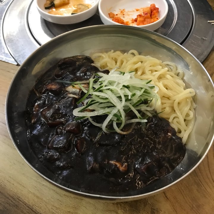 photo of The Boneless Kitchen Jajangmyeon (Black Soybean Paste Noodles) shared by @mehmehrene on  13 Feb 2022 - review