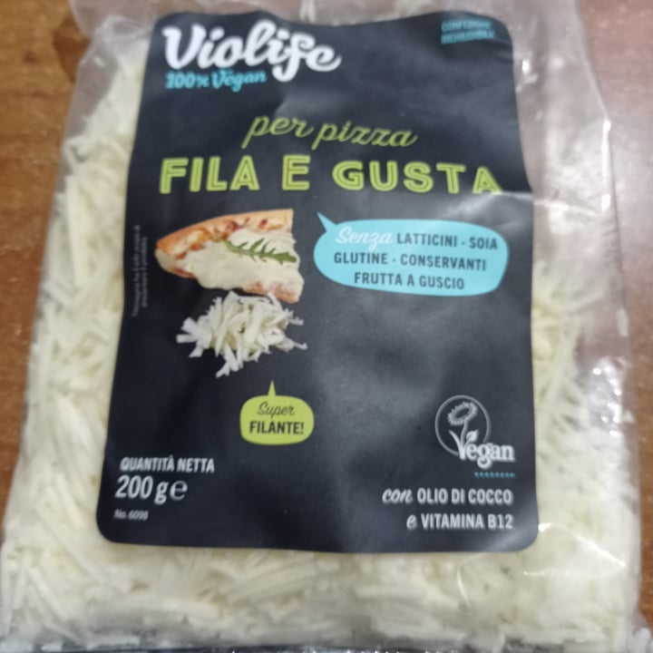 photo of Violife Fila e gusta Fake Mozzarella shared by @mariazuardi on  11 Jun 2022 - review