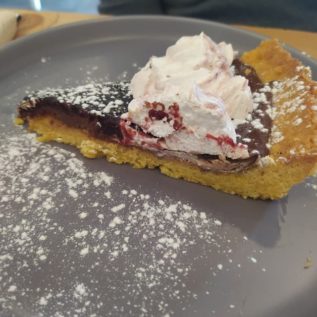 Photo of the dish “Torta De Morango E Chocolate”