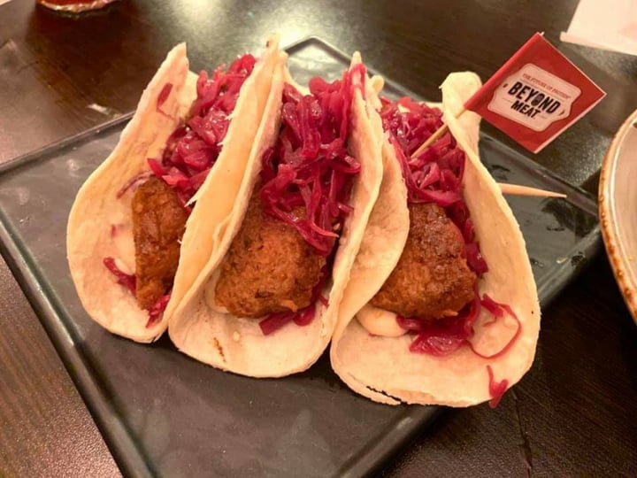 photo of Well Dressed Salad Bar Beyond Meat Asian Slaw Tacos shared by @simhazel on  16 Jun 2019 - review