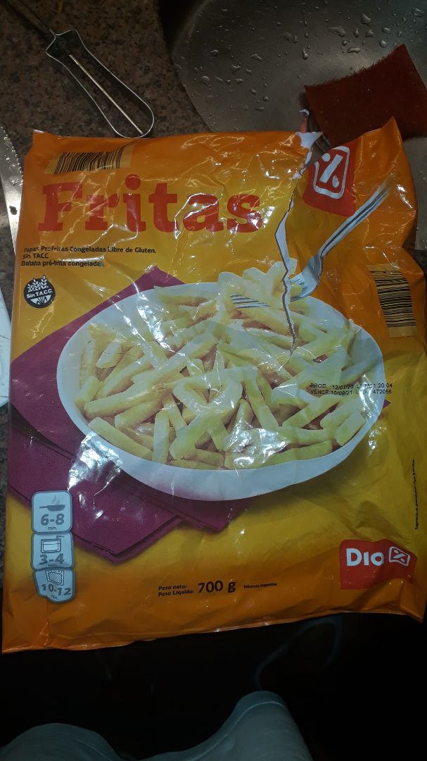 photo of Dia% Fritas shared by @sofialegre on  13 Apr 2020 - review