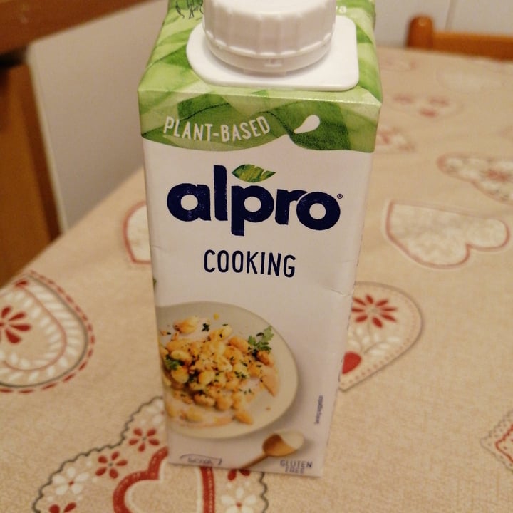 review photo of Alpro Cooking/Cuisine Soya 14% Fat shared by @martinika96 on 29 Mar 2022 - review