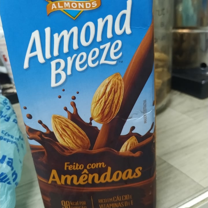 review photo of Blue Diamond Leite De Amendoas Com Cacau shared by @cella7 on 11 Jul 2022 - review